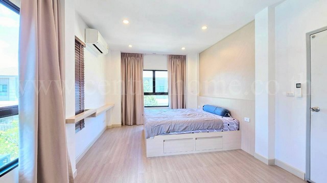 ประกาศฟรี! ซื้อ-ขาย-เช่า คอนโด บ้าน ทาวน์โฮม ที่ดิน และพื้นที่เชิงพาณิชย์ทั่วประเทศไทย ทุกทำเล ทุกงบประมาณ ไม่มีค่าใช้จ่าย ลงง่าย ขายไว เข้าถึงผู้ซื้อโดยตรง 5 292005pic4.jpg