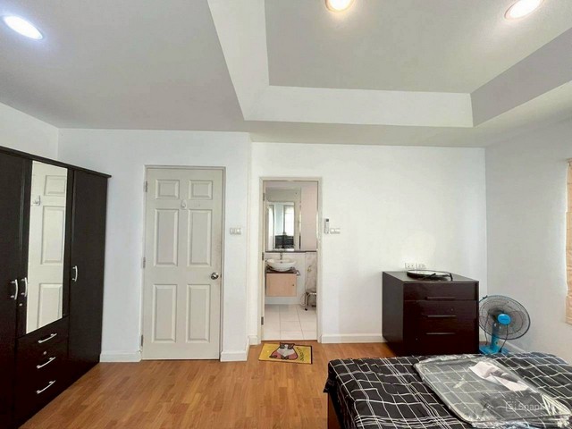 ประกาศฟรี! ซื้อ-ขาย-เช่า คอนโด บ้าน ทาวน์โฮม ที่ดิน และพื้นที่เชิงพาณิชย์ทั่วประเทศไทย ทุกทำเล ทุกงบประมาณ ไม่มีค่าใช้จ่าย ลงง่าย ขายไว เข้าถึงผู้ซื้อโดยตรง 4 514375pic3.jpg