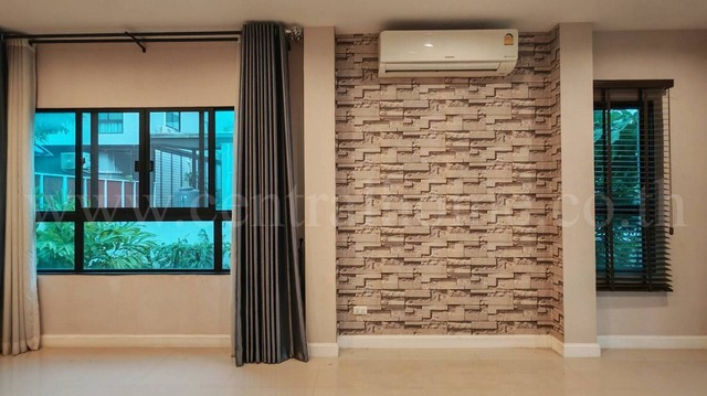 ประกาศฟรี! ซื้อ-ขาย-เช่า คอนโด บ้าน ทาวน์โฮม ที่ดิน และพื้นที่เชิงพาณิชย์ทั่วประเทศไทย ทุกทำเล ทุกงบประมาณ ไม่มีค่าใช้จ่าย ลงง่าย ขายไว เข้าถึงผู้ซื้อโดยตรง 5 235701pic4.jpg