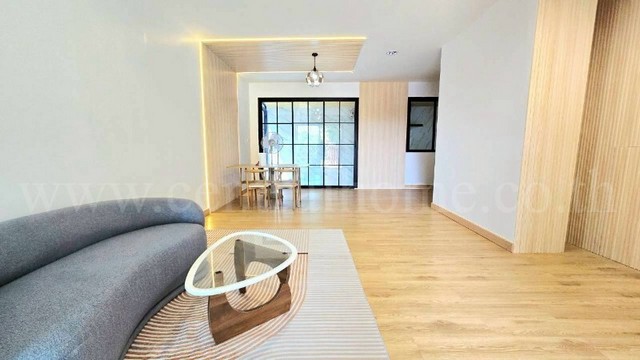 ประกาศฟรี! ซื้อ-ขาย-เช่า คอนโด บ้าน ทาวน์โฮม ที่ดิน และพื้นที่เชิงพาณิชย์ทั่วประเทศไทย ทุกทำเล ทุกงบประมาณ ไม่มีค่าใช้จ่าย ลงง่าย ขายไว เข้าถึงผู้ซื้อโดยตรง 4 255351pic3.jpg