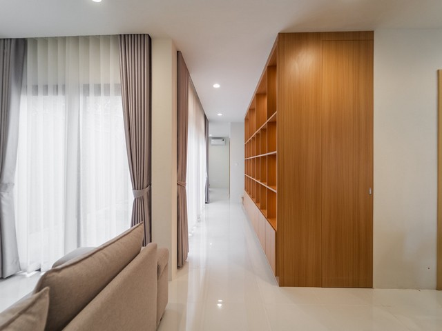 ประกาศฟรี! ซื้อ-ขาย-เช่า คอนโด บ้าน ทาวน์โฮม ที่ดิน และพื้นที่เชิงพาณิชย์ทั่วประเทศไทย ทุกทำเล ทุกงบประมาณ ไม่มีค่าใช้จ่าย ลงง่าย ขายไว เข้าถึงผู้ซื้อโดยตรง 4 516182pic3.jpg