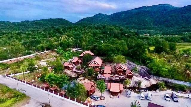 ประกาศฟรี! ซื้อ-ขาย-เช่า คอนโด บ้าน ทาวน์โฮม ที่ดิน และพื้นที่เชิงพาณิชย์ทั่วประเทศไทย ทุกทำเล ทุกงบประมาณ ไม่มีค่าใช้จ่าย ลงง่าย ขายไว เข้าถึงผู้ซื้อโดยตรง 3 297965pic2.jpg