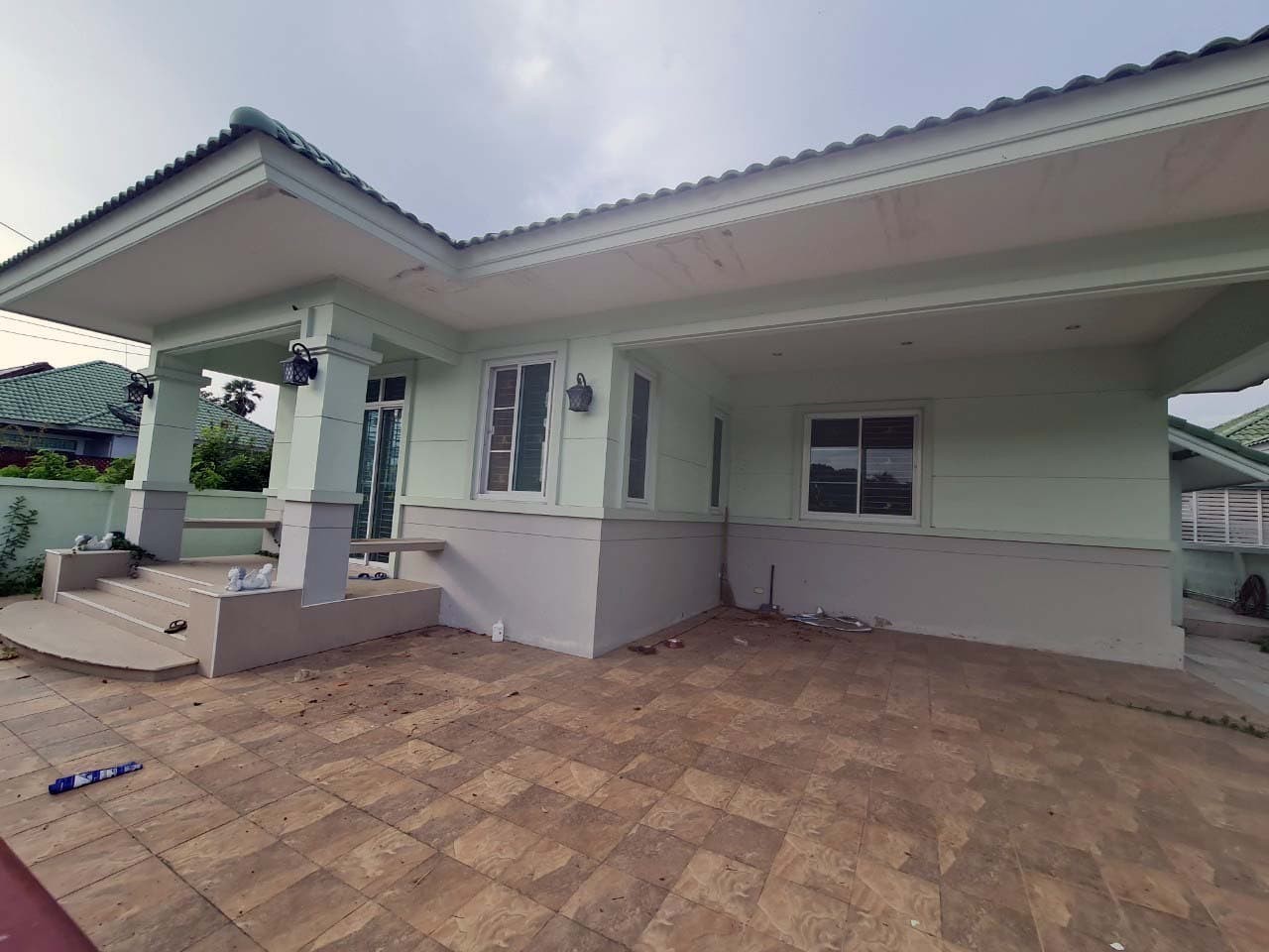 ประกาศฟรี! ซื้อ-ขาย-เช่า คอนโด บ้าน ทาวน์โฮม ที่ดิน และพื้นที่เชิงพาณิชย์ทั่วประเทศไทย ทุกทำเล ทุกงบประมาณ ไม่มีค่าใช้จ่าย ลงง่าย ขายไว เข้าถึงผู้ซื้อโดยตรง 5 254451pic4.jpg