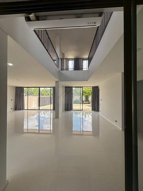 ประกาศฟรี! ซื้อ-ขาย-เช่า คอนโด บ้าน ทาวน์โฮม ที่ดิน และพื้นที่เชิงพาณิชย์ทั่วประเทศไทย ทุกทำเล ทุกงบประมาณ ไม่มีค่าใช้จ่าย ลงง่าย ขายไว เข้าถึงผู้ซื้อโดยตรง 3 508112pic2.jpg