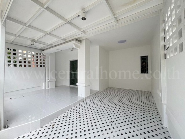 ประกาศฟรี! ซื้อ-ขาย-เช่า คอนโด บ้าน ทาวน์โฮม ที่ดิน และพื้นที่เชิงพาณิชย์ทั่วประเทศไทย ทุกทำเล ทุกงบประมาณ ไม่มีค่าใช้จ่าย ลงง่าย ขายไว เข้าถึงผู้ซื้อโดยตรง 3 255488pic2.jpg