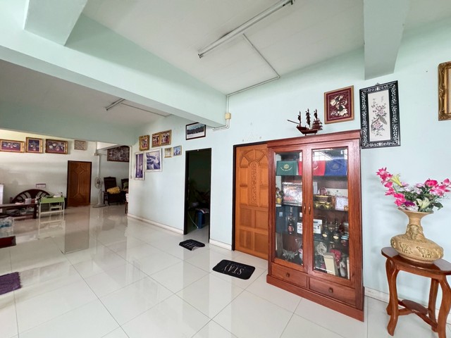 ประกาศฟรี! ซื้อ-ขาย-เช่า คอนโด บ้าน ทาวน์โฮม ที่ดิน และพื้นที่เชิงพาณิชย์ทั่วประเทศไทย ทุกทำเล ทุกงบประมาณ ไม่มีค่าใช้จ่าย ลงง่าย ขายไว เข้าถึงผู้ซื้อโดยตรง 4 316281pic3.jpg