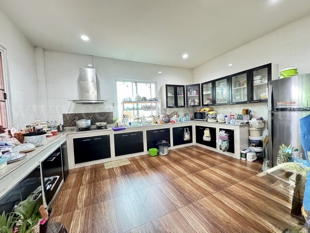 ประกาศฟรี! ซื้อ-ขาย-เช่า คอนโด บ้าน ทาวน์โฮม ที่ดิน และพื้นที่เชิงพาณิชย์ทั่วประเทศไทย ทุกทำเล ทุกงบประมาณ ไม่มีค่าใช้จ่าย ลงง่าย ขายไว เข้าถึงผู้ซื้อโดยตรง 5 294188pic4.jpg