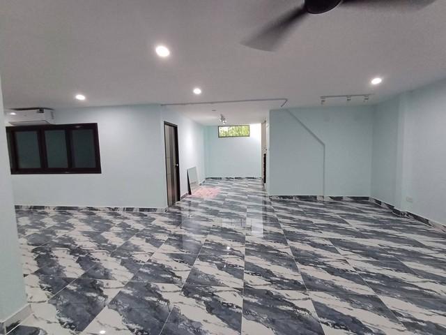 ประกาศฟรี! ซื้อ-ขาย-เช่า คอนโด บ้าน ทาวน์โฮม ที่ดิน และพื้นที่เชิงพาณิชย์ทั่วประเทศไทย ทุกทำเล ทุกงบประมาณ ไม่มีค่าใช้จ่าย ลงง่าย ขายไว เข้าถึงผู้ซื้อโดยตรง 5 516115pic4.jpg