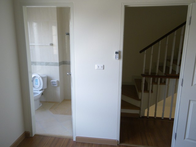 ประกาศฟรี! ซื้อ-ขาย-เช่า คอนโด บ้าน ทาวน์โฮม ที่ดิน และพื้นที่เชิงพาณิชย์ทั่วประเทศไทย ทุกทำเล ทุกงบประมาณ ไม่มีค่าใช้จ่าย ลงง่าย ขายไว เข้าถึงผู้ซื้อโดยตรง 3 514638pic2.jpg