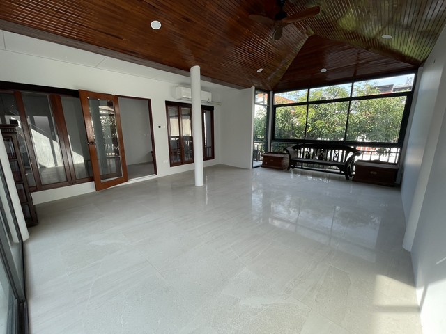 ประกาศฟรี! ซื้อ-ขาย-เช่า คอนโด บ้าน ทาวน์โฮม ที่ดิน และพื้นที่เชิงพาณิชย์ทั่วประเทศไทย ทุกทำเล ทุกงบประมาณ ไม่มีค่าใช้จ่าย ลงง่าย ขายไว เข้าถึงผู้ซื้อโดยตรง 2 514608pic1.jpg