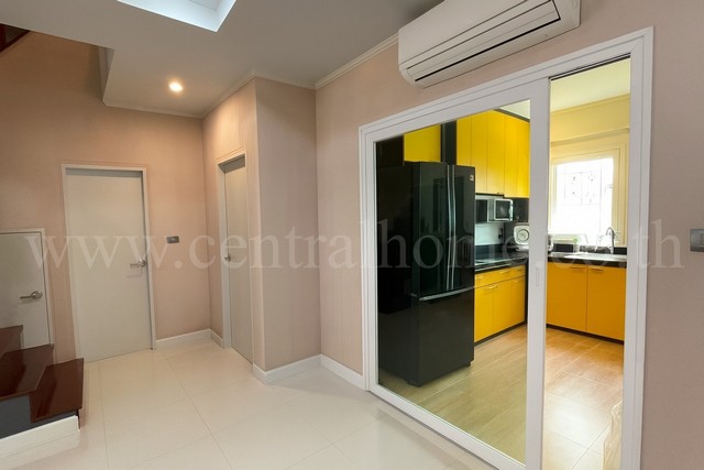 ประกาศฟรี! ซื้อ-ขาย-เช่า คอนโด บ้าน ทาวน์โฮม ที่ดิน และพื้นที่เชิงพาณิชย์ทั่วประเทศไทย ทุกทำเล ทุกงบประมาณ ไม่มีค่าใช้จ่าย ลงง่าย ขายไว เข้าถึงผู้ซื้อโดยตรง 5 239498pic4.jpg