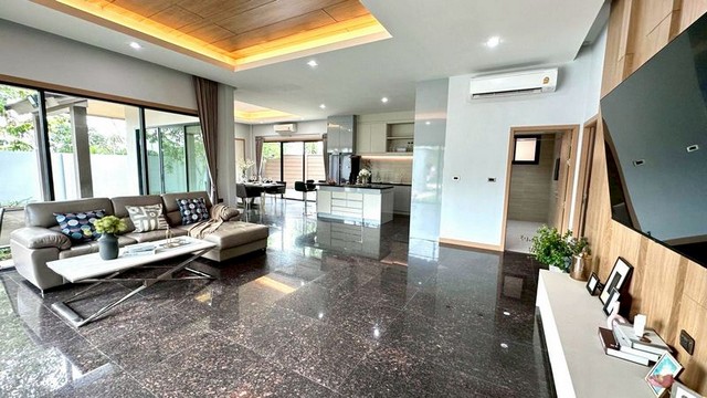 ประกาศฟรี! ซื้อ-ขาย-เช่า คอนโด บ้าน ทาวน์โฮม ที่ดิน และพื้นที่เชิงพาณิชย์ทั่วประเทศไทย ทุกทำเล ทุกงบประมาณ ไม่มีค่าใช้จ่าย ลงง่าย ขายไว เข้าถึงผู้ซื้อโดยตรง 4 298151pic3.jpg