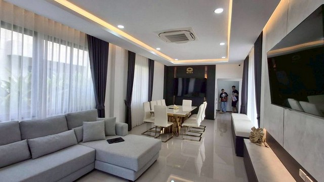 ประกาศฟรี! ซื้อ-ขาย-เช่า คอนโด บ้าน ทาวน์โฮม ที่ดิน และพื้นที่เชิงพาณิชย์ทั่วประเทศไทย ทุกทำเล ทุกงบประมาณ ไม่มีค่าใช้จ่าย ลงง่าย ขายไว เข้าถึงผู้ซื้อโดยตรง 4 298063pic3.jpg