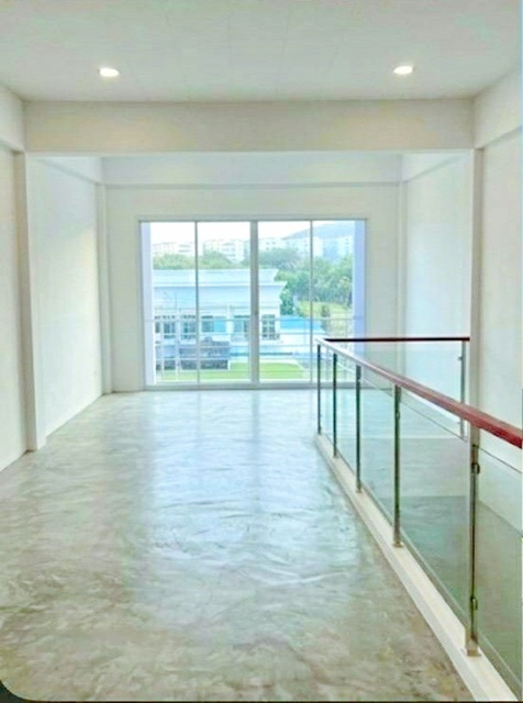 ประกาศฟรี! ซื้อ-ขาย-เช่า คอนโด บ้าน ทาวน์โฮม ที่ดิน และพื้นที่เชิงพาณิชย์ทั่วประเทศไทย ทุกทำเล ทุกงบประมาณ ไม่มีค่าใช้จ่าย ลงง่าย ขายไว เข้าถึงผู้ซื้อโดยตรง 4 316268pic3.jpg