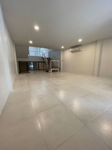 ประกาศฟรี! ซื้อ-ขาย-เช่า คอนโด บ้าน ทาวน์โฮม ที่ดิน และพื้นที่เชิงพาณิชย์ทั่วประเทศไทย ทุกทำเล ทุกงบประมาณ ไม่มีค่าใช้จ่าย ลงง่าย ขายไว เข้าถึงผู้ซื้อโดยตรง 4 430856pic3.jpg