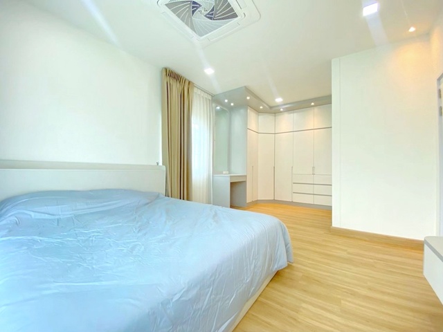 ประกาศฟรี! ซื้อ-ขาย-เช่า คอนโด บ้าน ทาวน์โฮม ที่ดิน และพื้นที่เชิงพาณิชย์ทั่วประเทศไทย ทุกทำเล ทุกงบประมาณ ไม่มีค่าใช้จ่าย ลงง่าย ขายไว เข้าถึงผู้ซื้อโดยตรง 4 316191pic3.jpg