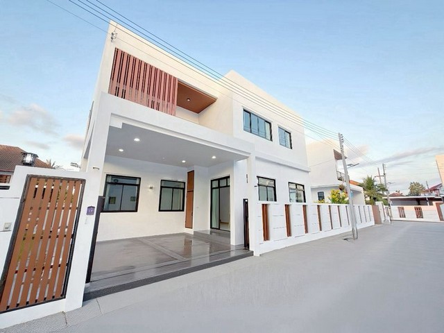 ประกาศฟรี! ซื้อ-ขาย-เช่า คอนโด บ้าน ทาวน์โฮม ที่ดิน และพื้นที่เชิงพาณิชย์ทั่วประเทศไทย ทุกทำเล ทุกงบประมาณ ไม่มีค่าใช้จ่าย ลงง่าย ขายไว เข้าถึงผู้ซื้อโดยตรง 2 255631pic1.jpg