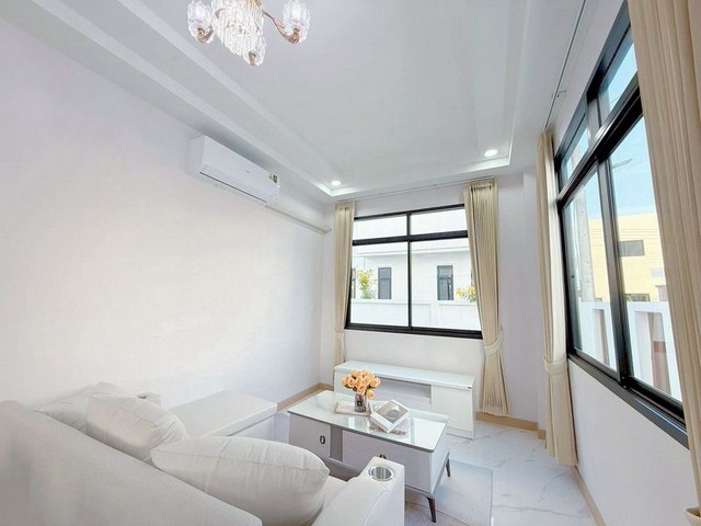 ประกาศฟรี! ซื้อ-ขาย-เช่า คอนโด บ้าน ทาวน์โฮม ที่ดิน และพื้นที่เชิงพาณิชย์ทั่วประเทศไทย ทุกทำเล ทุกงบประมาณ ไม่มีค่าใช้จ่าย ลงง่าย ขายไว เข้าถึงผู้ซื้อโดยตรง 3 255631pic2.jpg