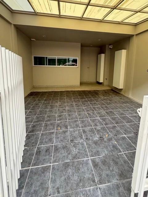 ประกาศฟรี! ซื้อ-ขาย-เช่า คอนโด บ้าน ทาวน์โฮม ที่ดิน และพื้นที่เชิงพาณิชย์ทั่วประเทศไทย ทุกทำเล ทุกงบประมาณ ไม่มีค่าใช้จ่าย ลงง่าย ขายไว เข้าถึงผู้ซื้อโดยตรง 3 514659pic2.jpg