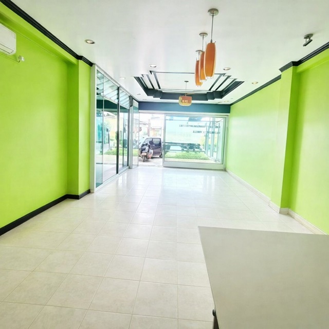 ประกาศฟรี! ซื้อ-ขาย-เช่า คอนโด บ้าน ทาวน์โฮม ที่ดิน และพื้นที่เชิงพาณิชย์ทั่วประเทศไทย ทุกทำเล ทุกงบประมาณ ไม่มีค่าใช้จ่าย ลงง่าย ขายไว เข้าถึงผู้ซื้อโดยตรง 4 255552pic3.jpg