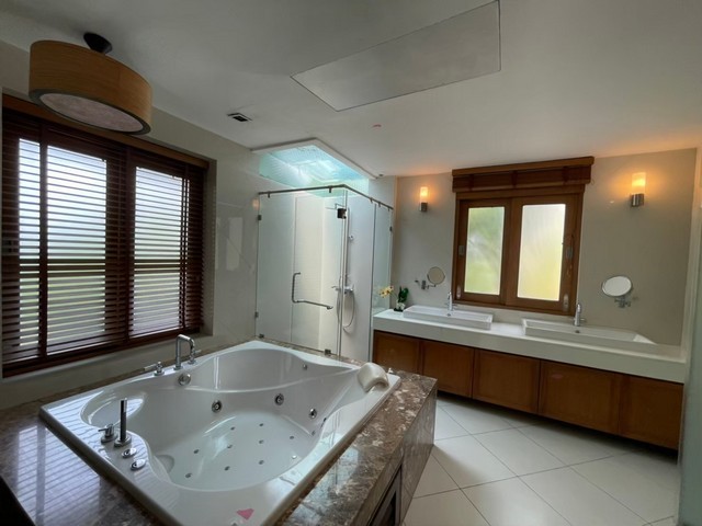 ประกาศฟรี! ซื้อ-ขาย-เช่า คอนโด บ้าน ทาวน์โฮม ที่ดิน และพื้นที่เชิงพาณิชย์ทั่วประเทศไทย ทุกทำเล ทุกงบประมาณ ไม่มีค่าใช้จ่าย ลงง่าย ขายไว เข้าถึงผู้ซื้อโดยตรง 5 516377pic4.jpg