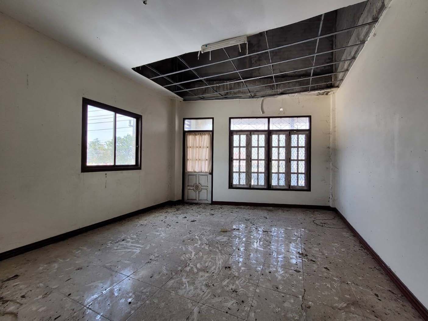 ประกาศฟรี! ซื้อ-ขาย-เช่า คอนโด บ้าน ทาวน์โฮม ที่ดิน และพื้นที่เชิงพาณิชย์ทั่วประเทศไทย ทุกทำเล ทุกงบประมาณ ไม่มีค่าใช้จ่าย ลงง่าย ขายไว เข้าถึงผู้ซื้อโดยตรง 5 255453pic4.jpg