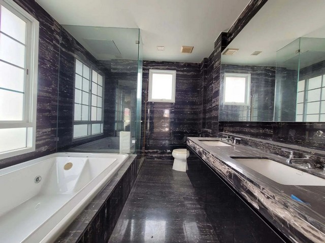 ประกาศฟรี! ซื้อ-ขาย-เช่า คอนโด บ้าน ทาวน์โฮม ที่ดิน และพื้นที่เชิงพาณิชย์ทั่วประเทศไทย ทุกทำเล ทุกงบประมาณ ไม่มีค่าใช้จ่าย ลงง่าย ขายไว เข้าถึงผู้ซื้อโดยตรง 5 255475pic4.jpg