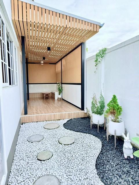 ประกาศฟรี! ซื้อ-ขาย-เช่า คอนโด บ้าน ทาวน์โฮม ที่ดิน และพื้นที่เชิงพาณิชย์ทั่วประเทศไทย ทุกทำเล ทุกงบประมาณ ไม่มีค่าใช้จ่าย ลงง่าย ขายไว เข้าถึงผู้ซื้อโดยตรง 5 516225pic4.jpg