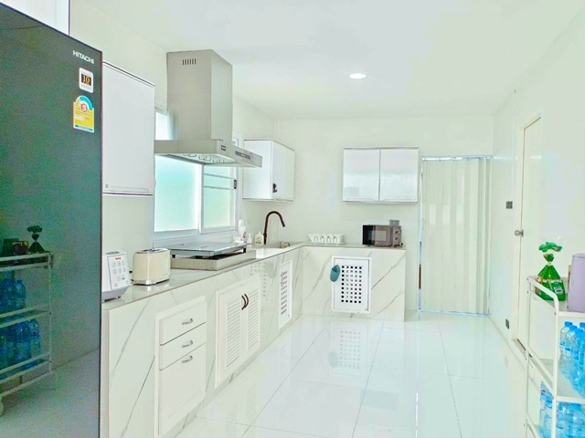 ประกาศฟรี! ซื้อ-ขาย-เช่า คอนโด บ้าน ทาวน์โฮม ที่ดิน และพื้นที่เชิงพาณิชย์ทั่วประเทศไทย ทุกทำเล ทุกงบประมาณ ไม่มีค่าใช้จ่าย ลงง่าย ขายไว เข้าถึงผู้ซื้อโดยตรง 4 255673pic3.jpg