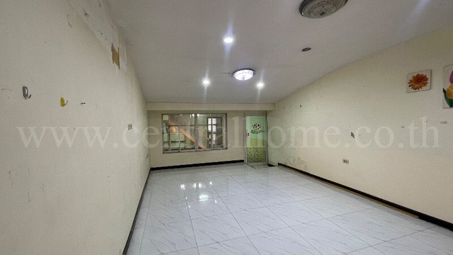 ประกาศฟรี! ซื้อ-ขาย-เช่า คอนโด บ้าน ทาวน์โฮม ที่ดิน และพื้นที่เชิงพาณิชย์ทั่วประเทศไทย ทุกทำเล ทุกงบประมาณ ไม่มีค่าใช้จ่าย ลงง่าย ขายไว เข้าถึงผู้ซื้อโดยตรง 5 255701pic4.jpg