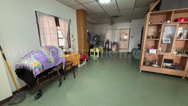 ประกาศฟรี! ซื้อ-ขาย-เช่า คอนโด บ้าน ทาวน์โฮม ที่ดิน และพื้นที่เชิงพาณิชย์ทั่วประเทศไทย ทุกทำเล ทุกงบประมาณ ไม่มีค่าใช้จ่าย ลงง่าย ขายไว เข้าถึงผู้ซื้อโดยตรง 5 293199pic4.jpg