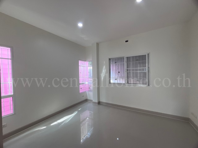 ประกาศฟรี! ซื้อ-ขาย-เช่า คอนโด บ้าน ทาวน์โฮม ที่ดิน และพื้นที่เชิงพาณิชย์ทั่วประเทศไทย ทุกทำเล ทุกงบประมาณ ไม่มีค่าใช้จ่าย ลงง่าย ขายไว เข้าถึงผู้ซื้อโดยตรง 4 292213pic3.jpg