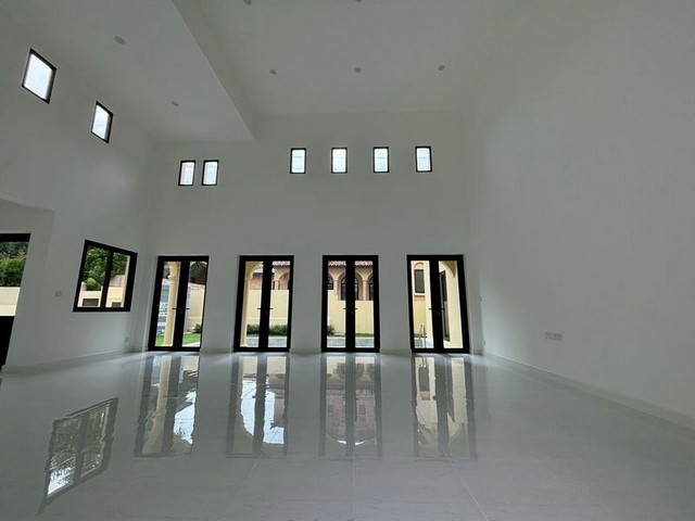 ประกาศฟรี! ซื้อ-ขาย-เช่า คอนโด บ้าน ทาวน์โฮม ที่ดิน และพื้นที่เชิงพาณิชย์ทั่วประเทศไทย ทุกทำเล ทุกงบประมาณ ไม่มีค่าใช้จ่าย ลงง่าย ขายไว เข้าถึงผู้ซื้อโดยตรง 3 298292pic2.jpg