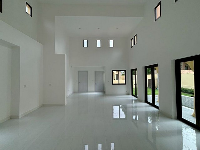 ประกาศฟรี! ซื้อ-ขาย-เช่า คอนโด บ้าน ทาวน์โฮม ที่ดิน และพื้นที่เชิงพาณิชย์ทั่วประเทศไทย ทุกทำเล ทุกงบประมาณ ไม่มีค่าใช้จ่าย ลงง่าย ขายไว เข้าถึงผู้ซื้อโดยตรง 4 298292pic3.jpg