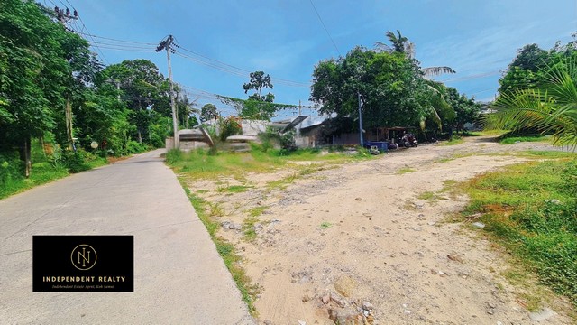 ประกาศฟรี! ซื้อ-ขาย-เช่า คอนโด บ้าน ทาวน์โฮม ที่ดิน และพื้นที่เชิงพาณิชย์ทั่วประเทศไทย ทุกทำเล ทุกงบประมาณ ไม่มีค่าใช้จ่าย ลงง่าย ขายไว เข้าถึงผู้ซื้อโดยตรง 4 165301pic3.jpg