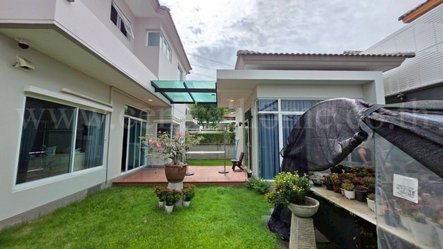 ประกาศฟรี! ซื้อ-ขาย-เช่า คอนโด บ้าน ทาวน์โฮม ที่ดิน และพื้นที่เชิงพาณิชย์ทั่วประเทศไทย ทุกทำเล ทุกงบประมาณ ไม่มีค่าใช้จ่าย ลงง่าย ขายไว เข้าถึงผู้ซื้อโดยตรง 3 291096pic2.jpg