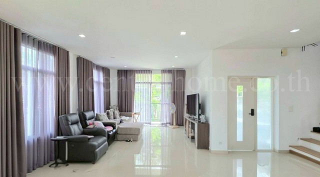 ประกาศฟรี! ซื้อ-ขาย-เช่า คอนโด บ้าน ทาวน์โฮม ที่ดิน และพื้นที่เชิงพาณิชย์ทั่วประเทศไทย ทุกทำเล ทุกงบประมาณ ไม่มีค่าใช้จ่าย ลงง่าย ขายไว เข้าถึงผู้ซื้อโดยตรง 5 291096pic4.jpg