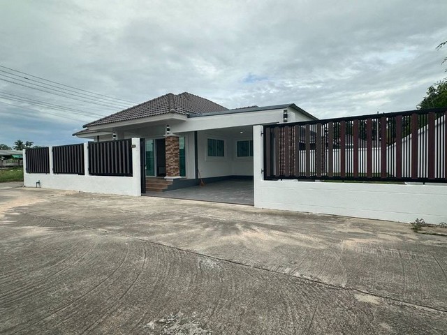 ประกาศฟรี! ซื้อ-ขาย-เช่า คอนโด บ้าน ทาวน์โฮม ที่ดิน และพื้นที่เชิงพาณิชย์ทั่วประเทศไทย ทุกทำเล ทุกงบประมาณ ไม่มีค่าใช้จ่าย ลงง่าย ขายไว เข้าถึงผู้ซื้อโดยตรง 2 298233pic1.jpg