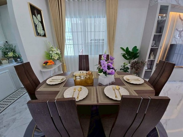 ประกาศฟรี! ซื้อ-ขาย-เช่า คอนโด บ้าน ทาวน์โฮม ที่ดิน และพื้นที่เชิงพาณิชย์ทั่วประเทศไทย ทุกทำเล ทุกงบประมาณ ไม่มีค่าใช้จ่าย ลงง่าย ขายไว เข้าถึงผู้ซื้อโดยตรง 5 298223pic4.jpg