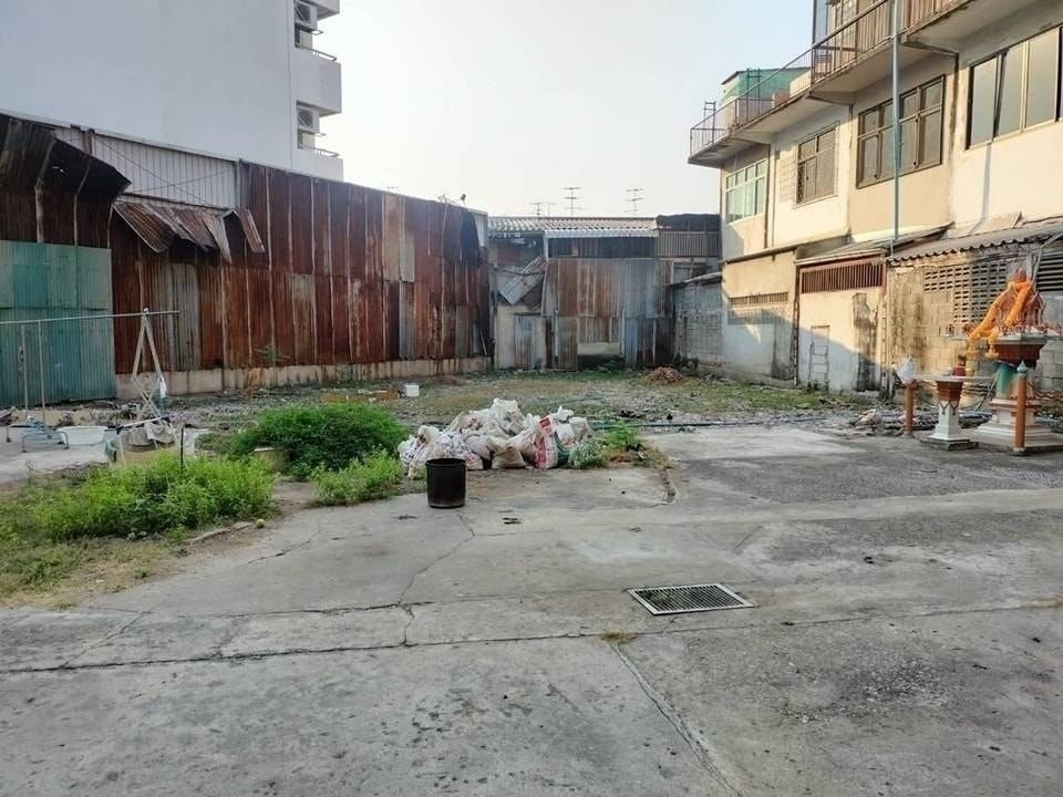 ประกาศฟรี! ซื้อ-ขาย-เช่า คอนโด บ้าน ทาวน์โฮม ที่ดิน และพื้นที่เชิงพาณิชย์ทั่วประเทศไทย ทุกทำเล ทุกงบประมาณ ไม่มีค่าใช้จ่าย ลงง่าย ขายไว เข้าถึงผู้ซื้อโดยตรง 4 255775pic3.jpg