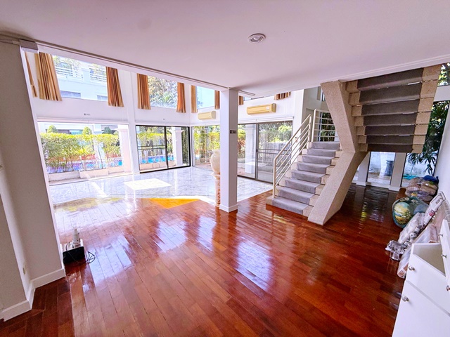 ประกาศฟรี! ซื้อ-ขาย-เช่า คอนโด บ้าน ทาวน์โฮม ที่ดิน และพื้นที่เชิงพาณิชย์ทั่วประเทศไทย ทุกทำเล ทุกงบประมาณ ไม่มีค่าใช้จ่าย ลงง่าย ขายไว เข้าถึงผู้ซื้อโดยตรง 3 255656pic2.jpg