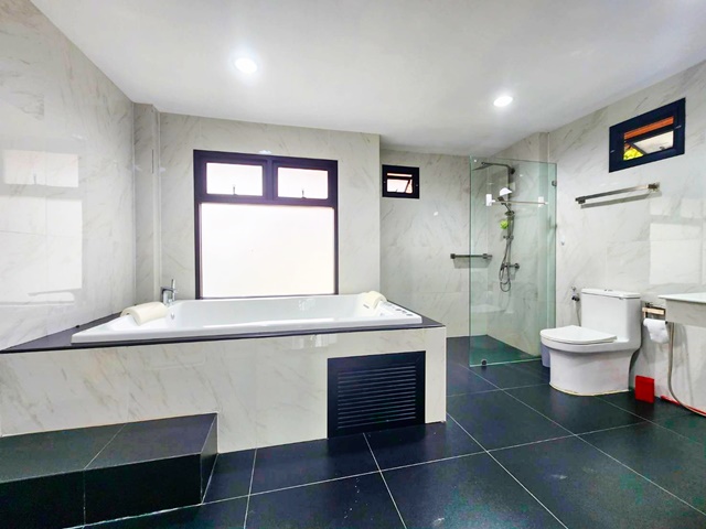 ประกาศฟรี! ซื้อ-ขาย-เช่า คอนโด บ้าน ทาวน์โฮม ที่ดิน และพื้นที่เชิงพาณิชย์ทั่วประเทศไทย ทุกทำเล ทุกงบประมาณ ไม่มีค่าใช้จ่าย ลงง่าย ขายไว เข้าถึงผู้ซื้อโดยตรง 3 316368pic2.jpg