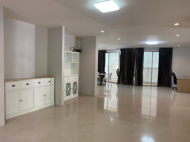 ประกาศฟรี! ซื้อ-ขาย-เช่า คอนโด บ้าน ทาวน์โฮม ที่ดิน และพื้นที่เชิงพาณิชย์ทั่วประเทศไทย ทุกทำเล ทุกงบประมาณ ไม่มีค่าใช้จ่าย ลงง่าย ขายไว เข้าถึงผู้ซื้อโดยตรง 5 514880pic4.jpg