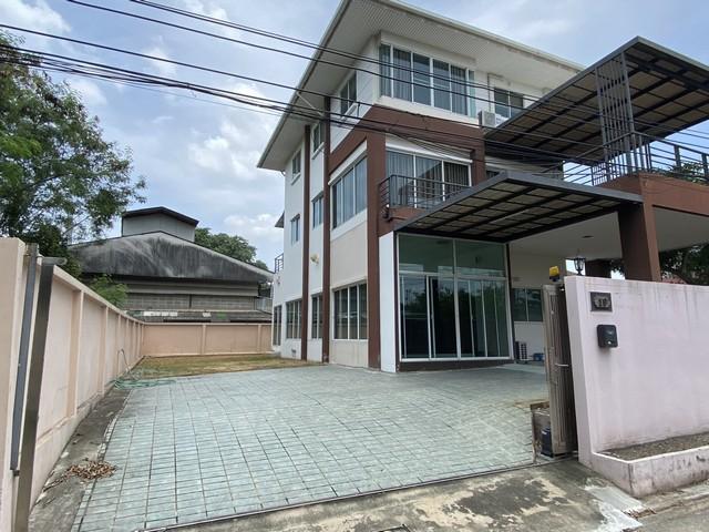 ประกาศฟรี! ซื้อ-ขาย-เช่า คอนโด บ้าน ทาวน์โฮม ที่ดิน และพื้นที่เชิงพาณิชย์ทั่วประเทศไทย ทุกทำเล ทุกงบประมาณ ไม่มีค่าใช้จ่าย ลงง่าย ขายไว เข้าถึงผู้ซื้อโดยตรง 3 514828pic2.jpg