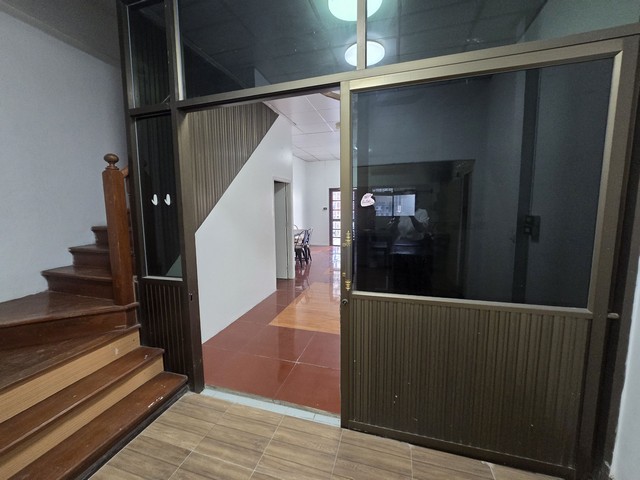 ประกาศฟรี! ซื้อ-ขาย-เช่า คอนโด บ้าน ทาวน์โฮม ที่ดิน และพื้นที่เชิงพาณิชย์ทั่วประเทศไทย ทุกทำเล ทุกงบประมาณ ไม่มีค่าใช้จ่าย ลงง่าย ขายไว เข้าถึงผู้ซื้อโดยตรง 5 315692pic4.jpg