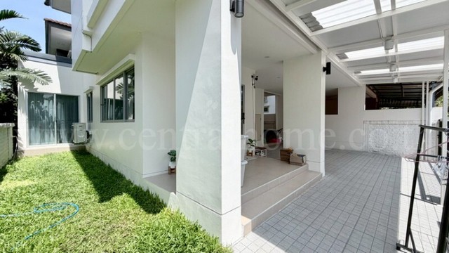 ประกาศฟรี! ซื้อ-ขาย-เช่า คอนโด บ้าน ทาวน์โฮม ที่ดิน และพื้นที่เชิงพาณิชย์ทั่วประเทศไทย ทุกทำเล ทุกงบประมาณ ไม่มีค่าใช้จ่าย ลงง่าย ขายไว เข้าถึงผู้ซื้อโดยตรง 4 255687pic3.jpg