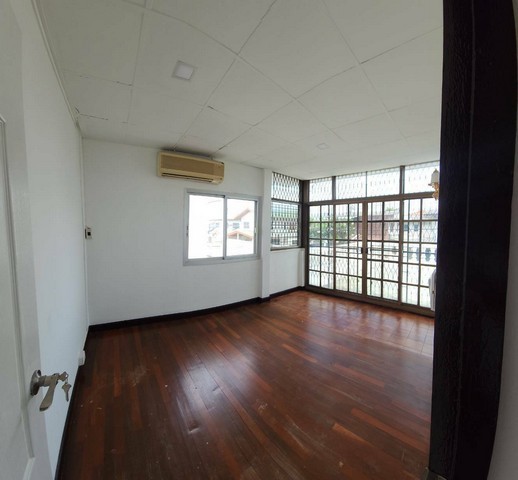 ประกาศฟรี! ซื้อ-ขาย-เช่า คอนโด บ้าน ทาวน์โฮม ที่ดิน และพื้นที่เชิงพาณิชย์ทั่วประเทศไทย ทุกทำเล ทุกงบประมาณ ไม่มีค่าใช้จ่าย ลงง่าย ขายไว เข้าถึงผู้ซื้อโดยตรง 5 516694pic4.jpg