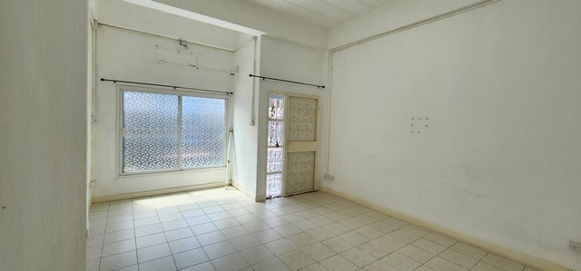 ประกาศฟรี! ซื้อ-ขาย-เช่า คอนโด บ้าน ทาวน์โฮม ที่ดิน และพื้นที่เชิงพาณิชย์ทั่วประเทศไทย ทุกทำเล ทุกงบประมาณ ไม่มีค่าใช้จ่าย ลงง่าย ขายไว เข้าถึงผู้ซื้อโดยตรง 3 516686pic2.jpg