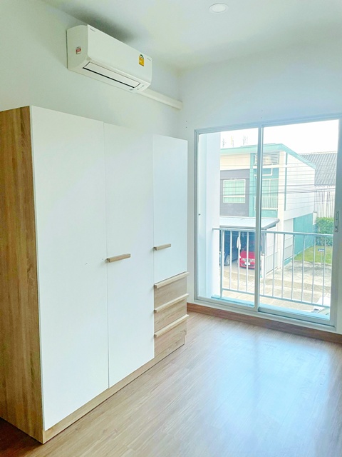 ประกาศฟรี! ซื้อ-ขาย-เช่า คอนโด บ้าน ทาวน์โฮม ที่ดิน และพื้นที่เชิงพาณิชย์ทั่วประเทศไทย ทุกทำเล ทุกงบประมาณ ไม่มีค่าใช้จ่าย ลงง่าย ขายไว เข้าถึงผู้ซื้อโดยตรง 5 255794pic4.jpg