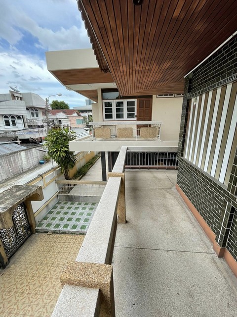 ประกาศฟรี! ซื้อ-ขาย-เช่า คอนโด บ้าน ทาวน์โฮม ที่ดิน และพื้นที่เชิงพาณิชย์ทั่วประเทศไทย ทุกทำเล ทุกงบประมาณ ไม่มีค่าใช้จ่าย ลงง่าย ขายไว เข้าถึงผู้ซื้อโดยตรง 3 501659pic2.jpg